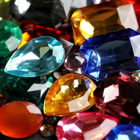 Gemstones iniskim small